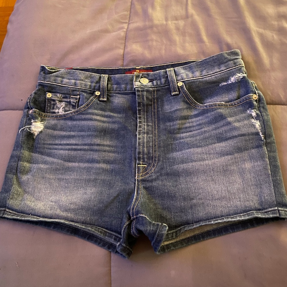 7 For All Mankind